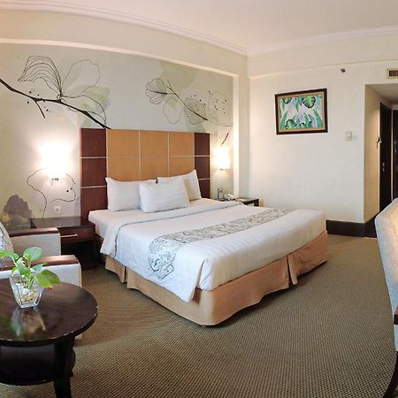 Emerald Garden International Hotel Медан Экстерьер фото