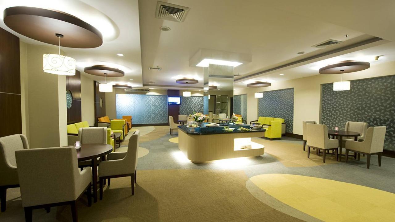 Emerald Garden International Hotel Медан Экстерьер фото