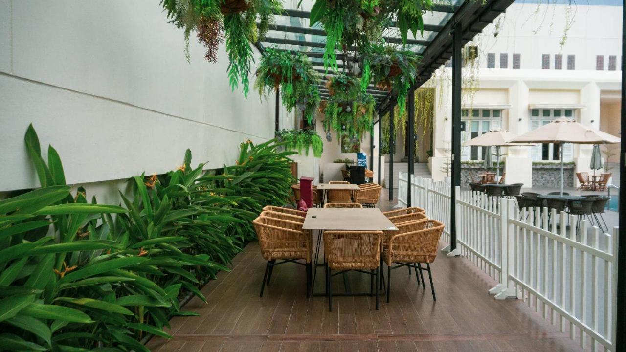 Emerald Garden International Hotel Медан Экстерьер фото