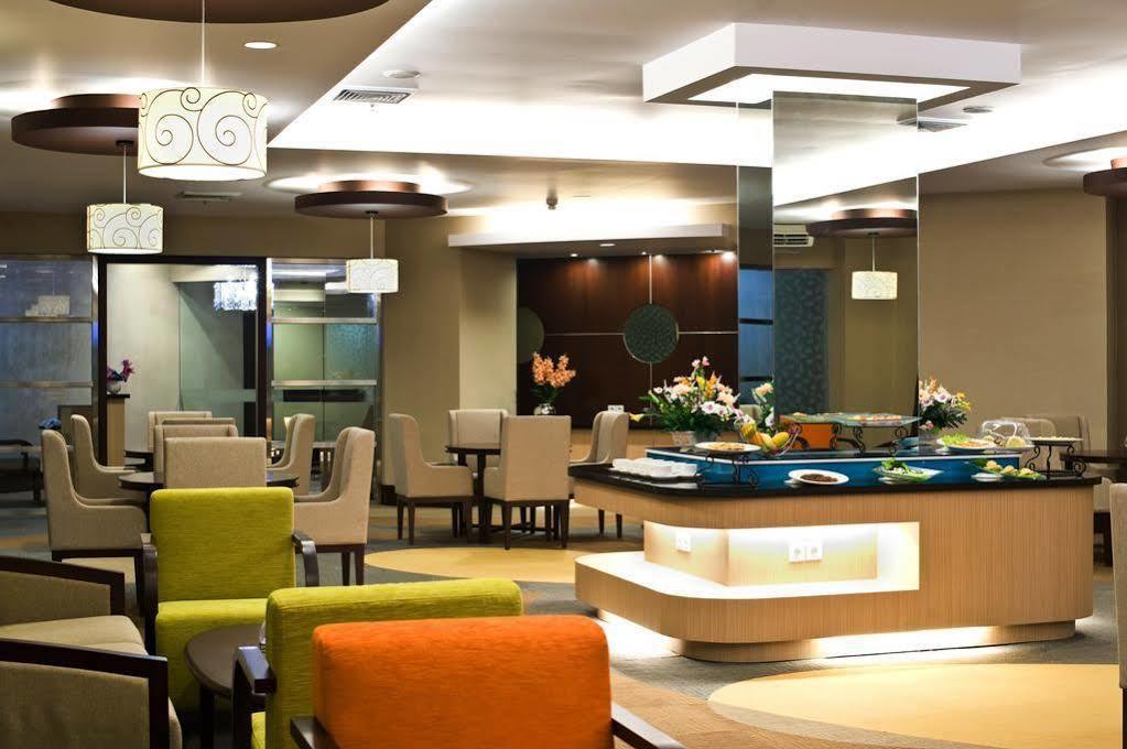 Emerald Garden International Hotel Медан Экстерьер фото